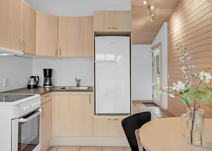 2 Bedroom Stunning In Feriehus *