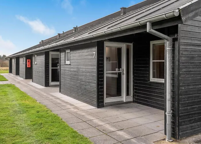 2 Bedroom Stunning In Feriehus *